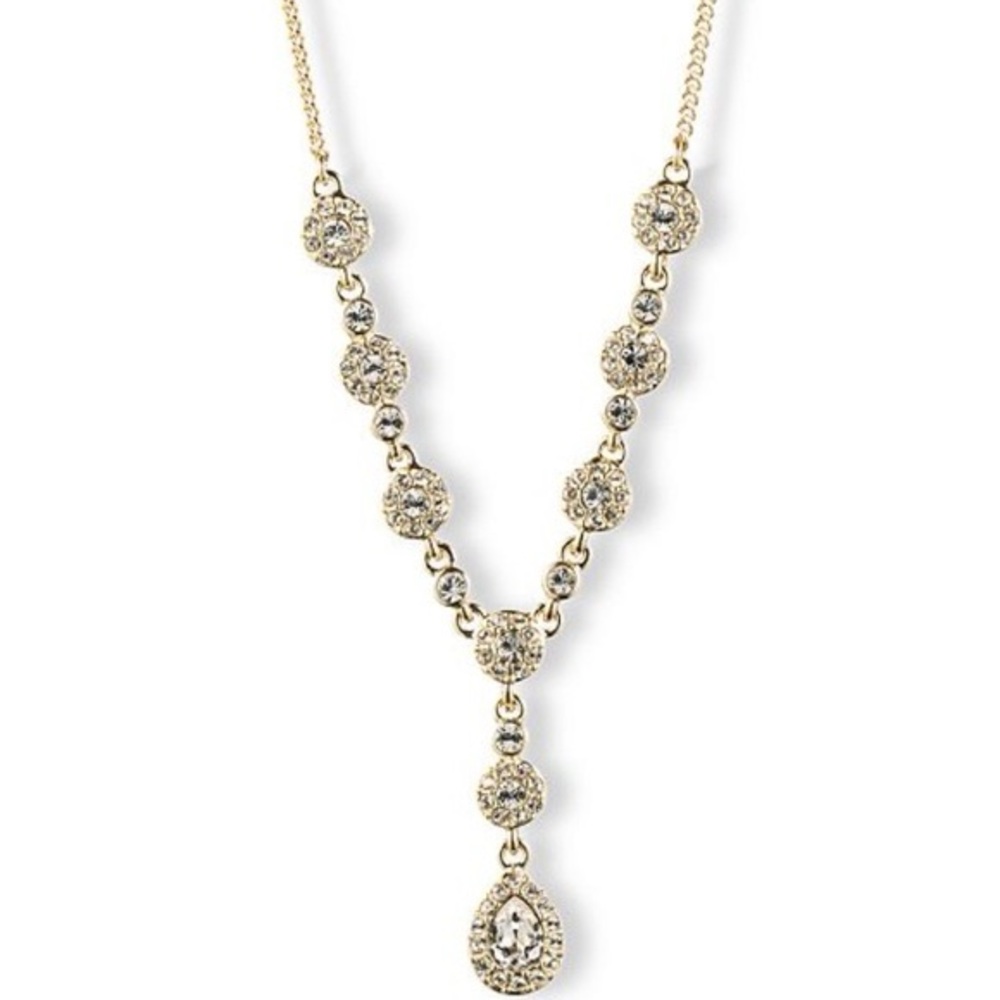 Rare Givenchy necklace, vintage, brand new without tags. 100% authentic